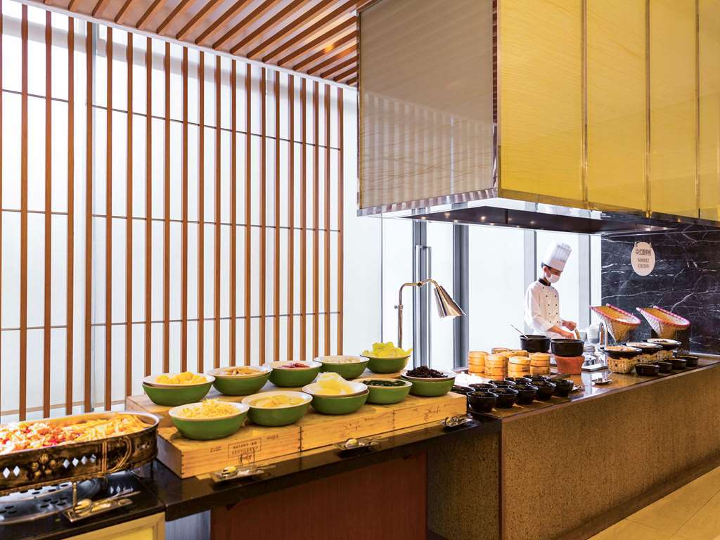 Mercure Kunshan Huaqiao Restaurace fotografie